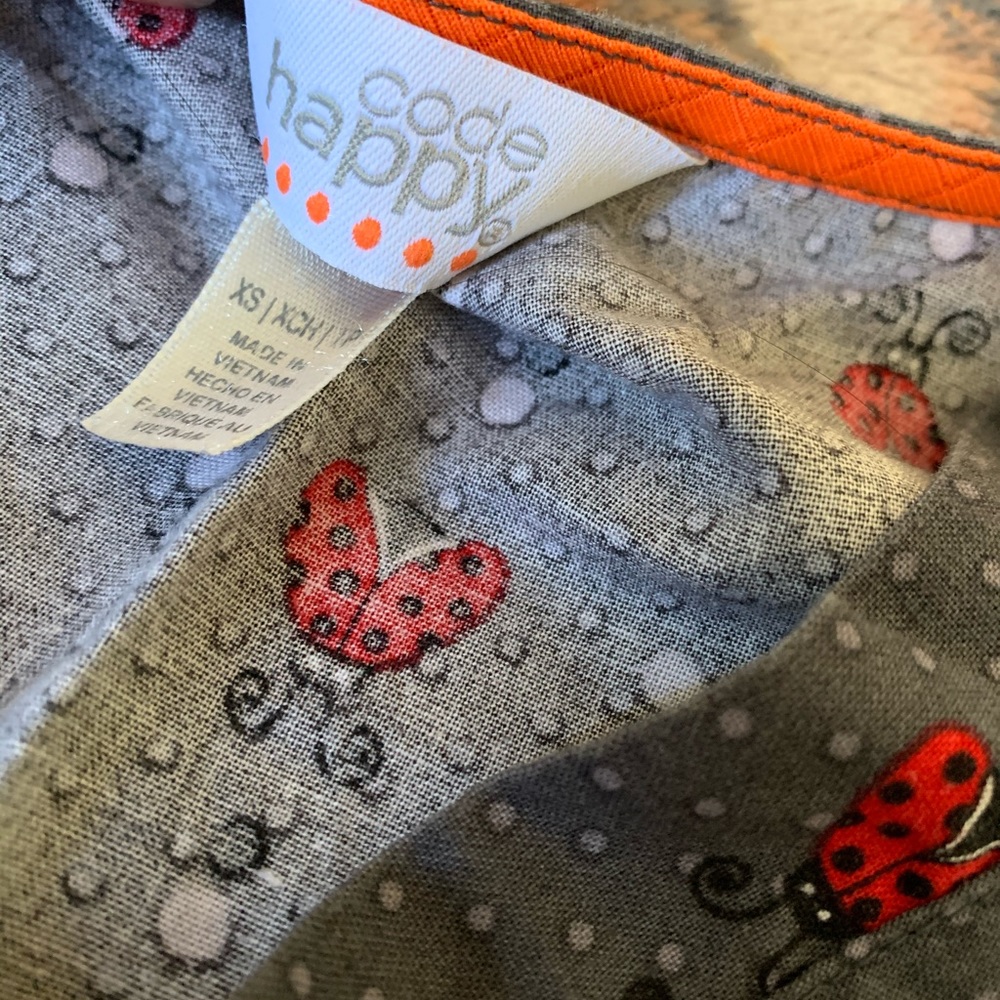 Scrub top - Picture 2 of 2